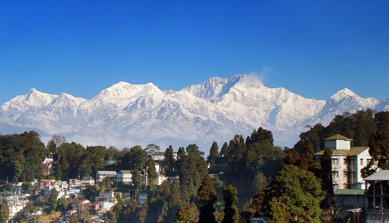 WONDERS OF HIMALAYAS DARJEELING AND GANGTOK – WITH AIRFARE