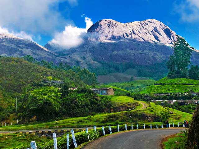 BEST OF KERALA HONEYMOON SPECIAL WITH AIRFARE