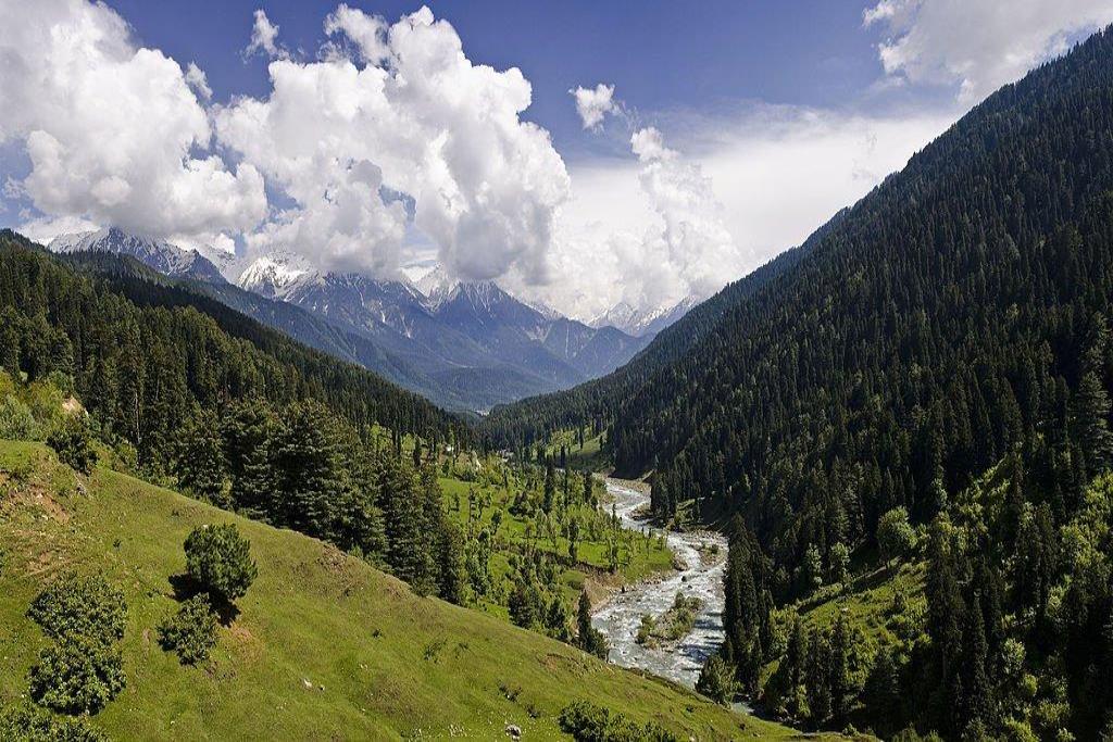 CHARMING KASHMIR